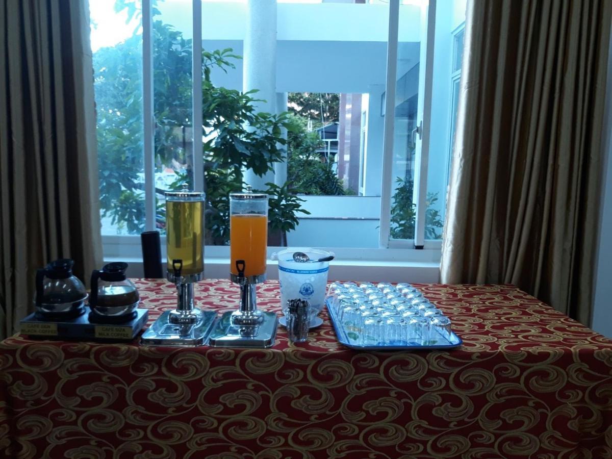 Con Dao Guesthouse Chi Khu Co Ong Buitenkant foto