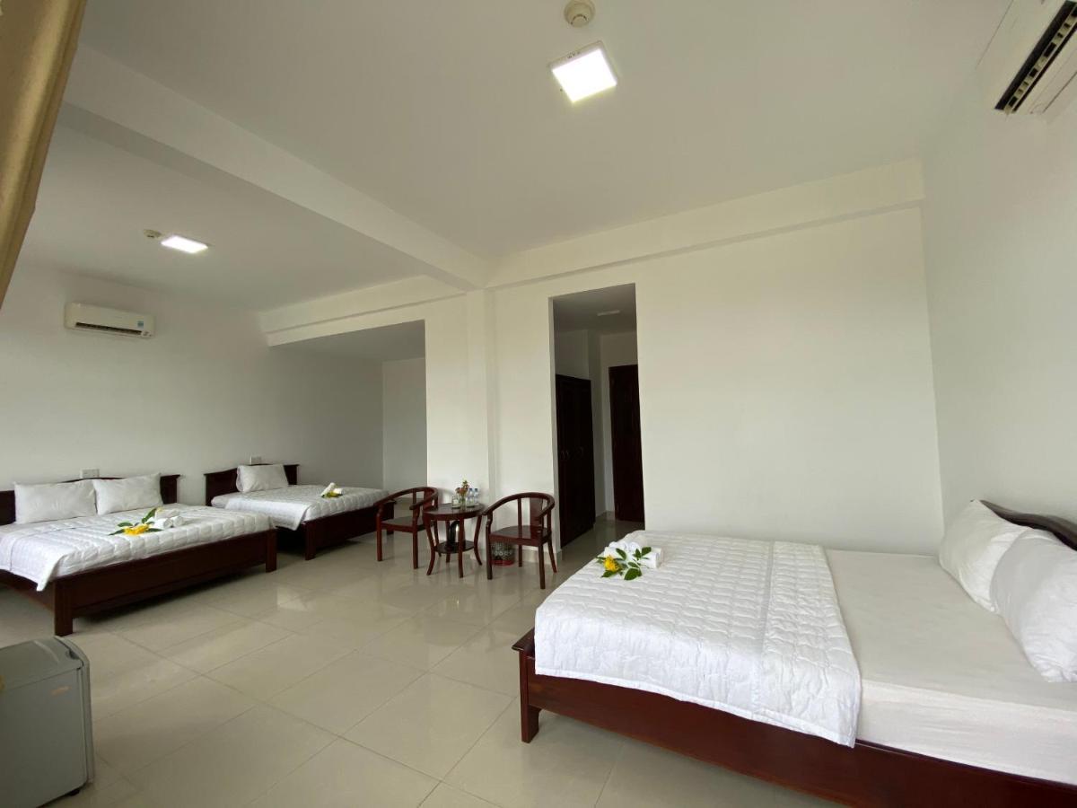 Con Dao Guesthouse Chi Khu Co Ong Buitenkant foto
