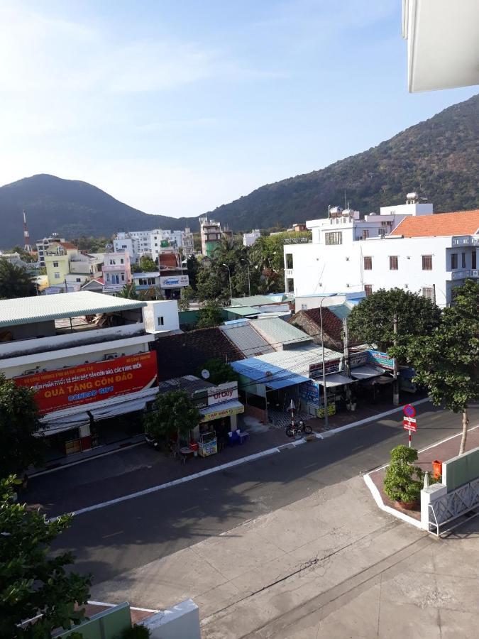 Con Dao Guesthouse Chi Khu Co Ong Buitenkant foto
